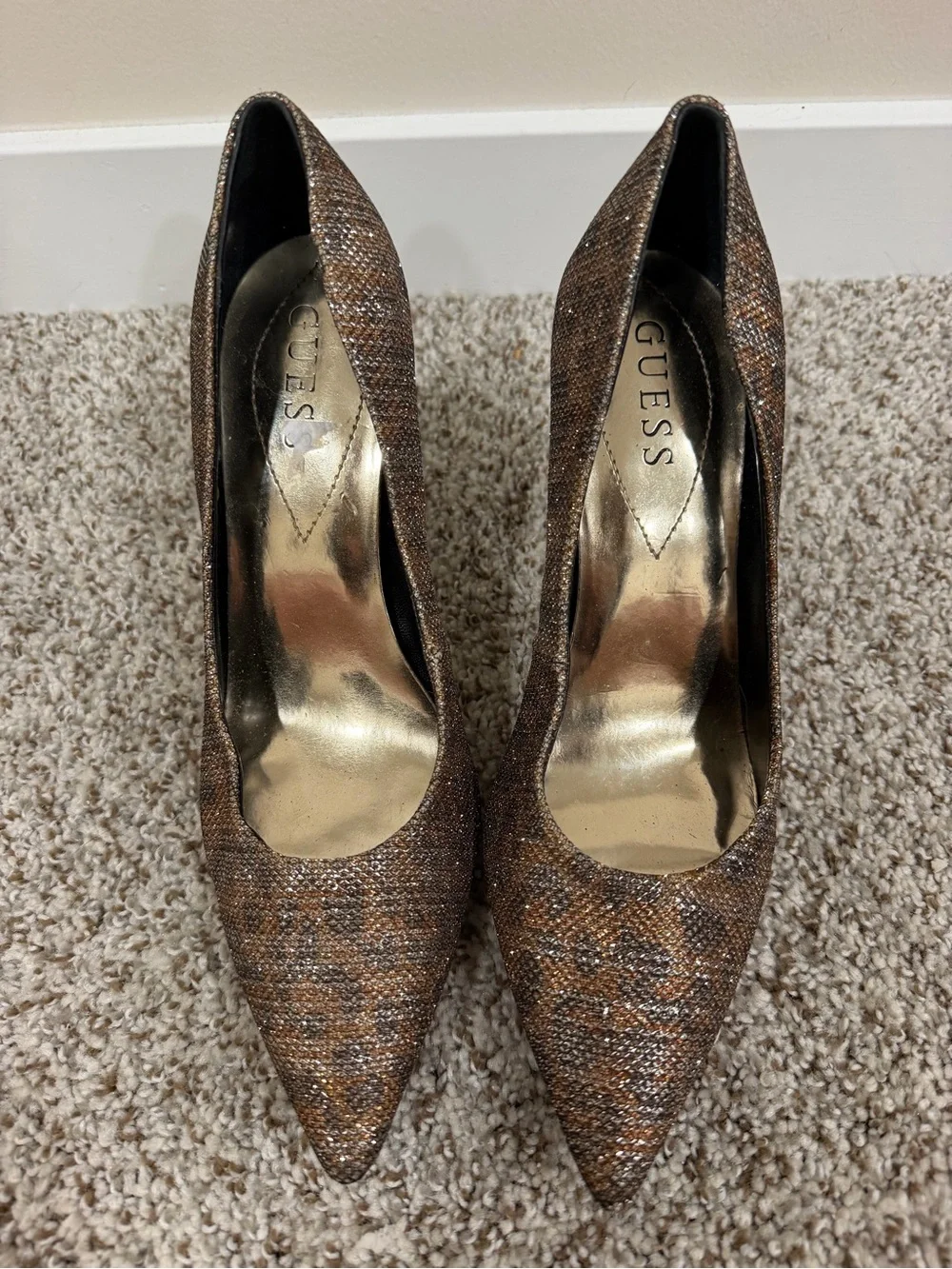 GUESS Brown Glitter Pointed-Toe Pumps